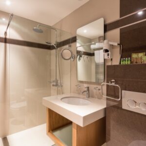 Junior Suite_bathroom