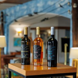 lobby_wine