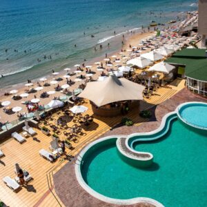 Outdoor Pool MPM Hotel Arsena (6)