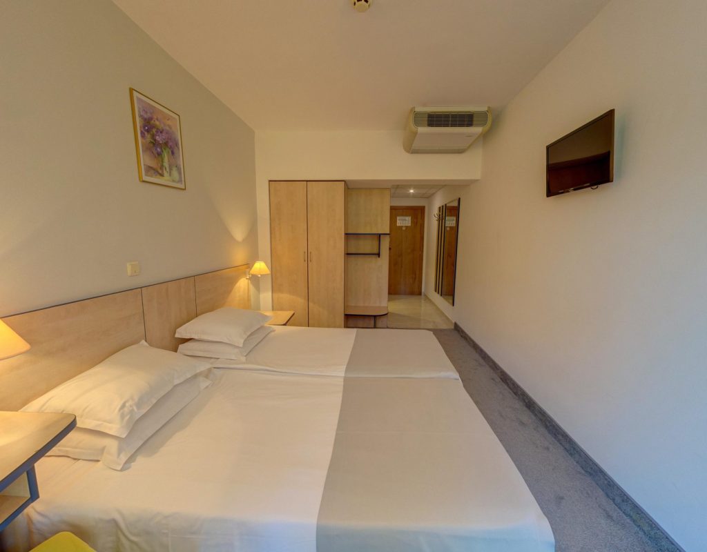 Double economy room 14
