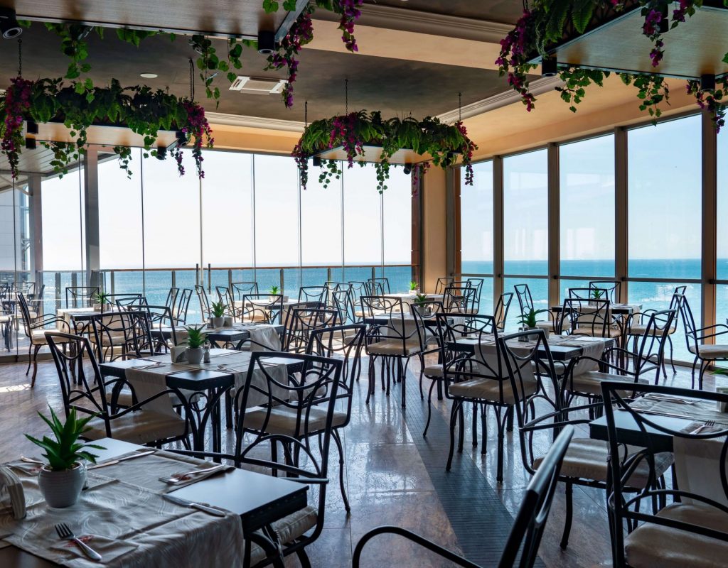 RESTAURANT ph28